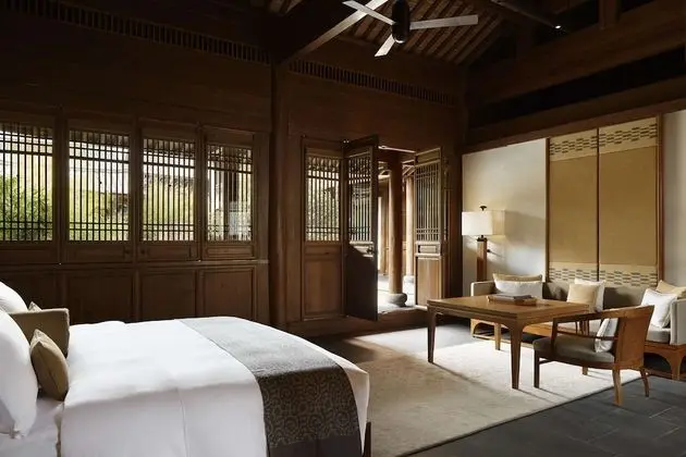Süit (Courtyard Suite)