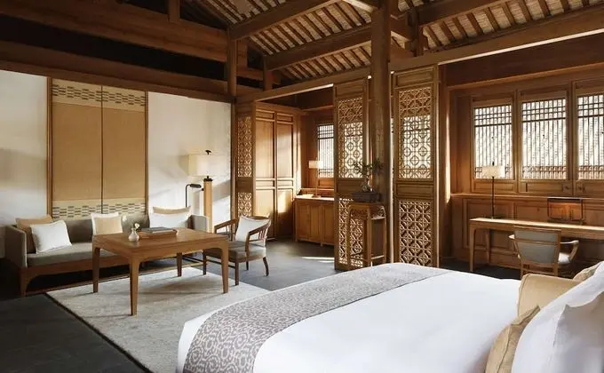 Süit (Courtyard Suite)