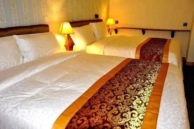 Deluxe Dört Kişilik Oda, 2 Çift Kişilik Yatak, Banyolu/Duşlu