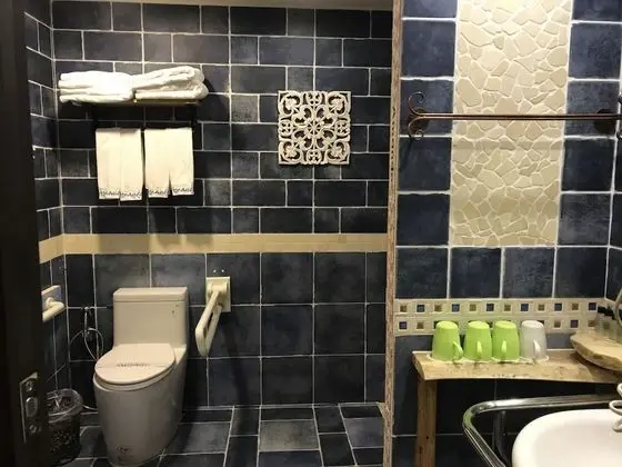 Deluxe Dört Kişilik Oda, 2 Çift Kişilik Yatak, Banyolu/Duşlu