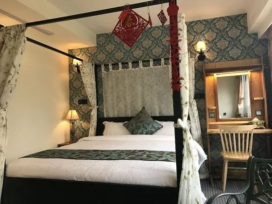 Superior Tek Büyük Yataklı Oda