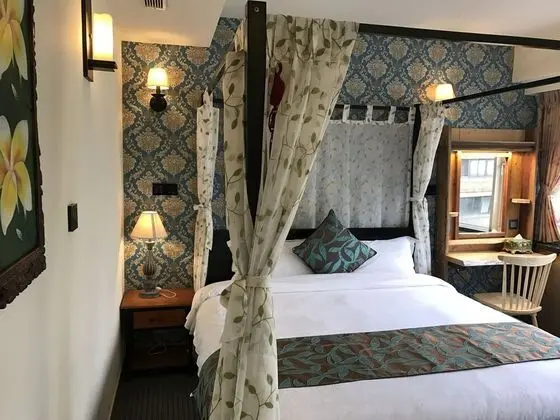 Superior Tek Büyük Yataklı Oda