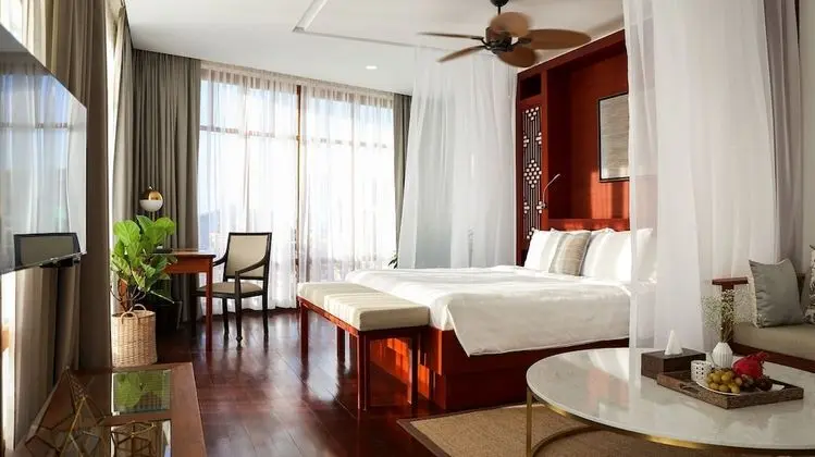 PANORAMIC SUITE