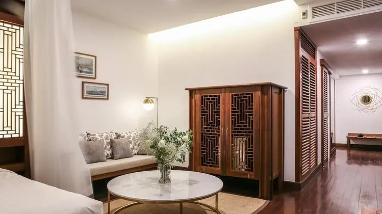 PANORAMIC SUITE