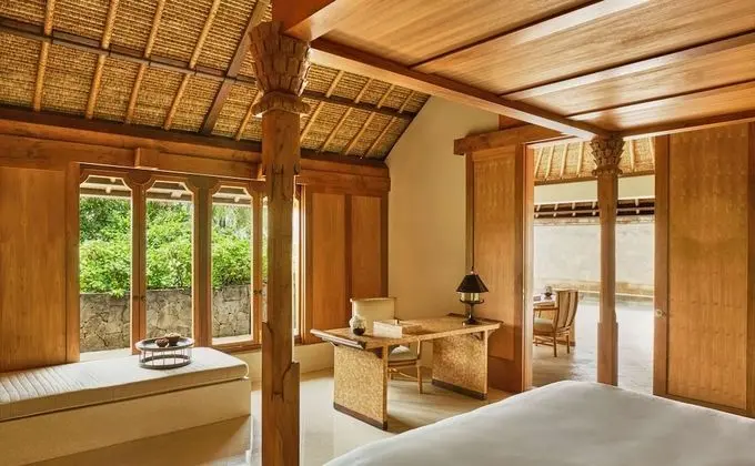 Süit (Pool Suite)