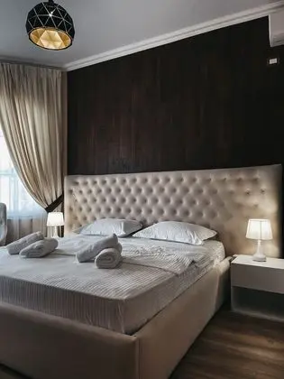 Deluxe Tek Büyük Yataklı Oda