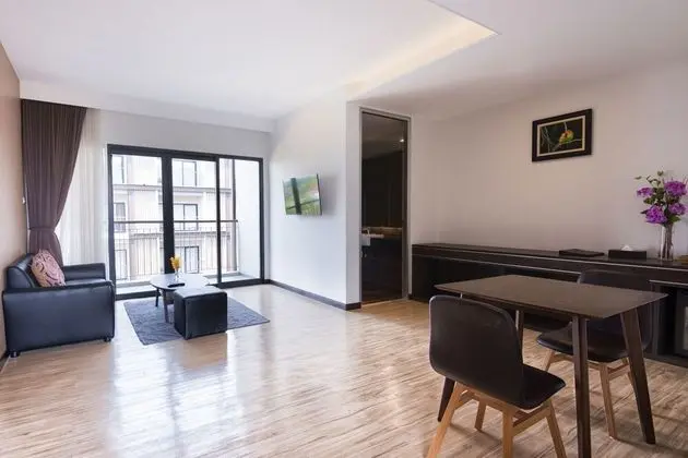 Suite (No Breakfast)
