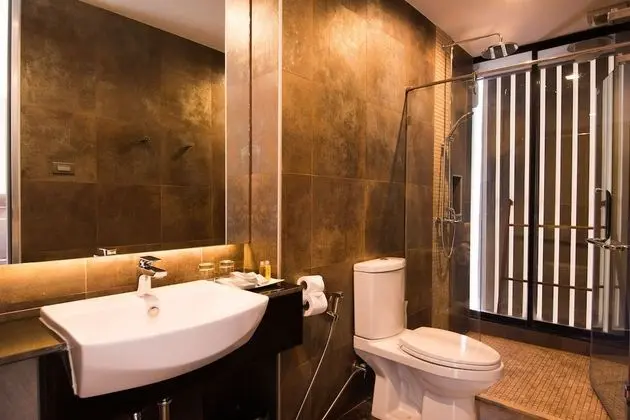 Suite (No Breakfast)