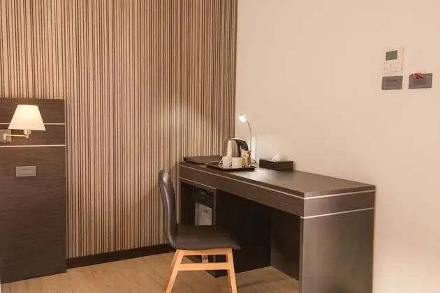 Superior Twin Room, 2 Twin Beds (No Breakfast)