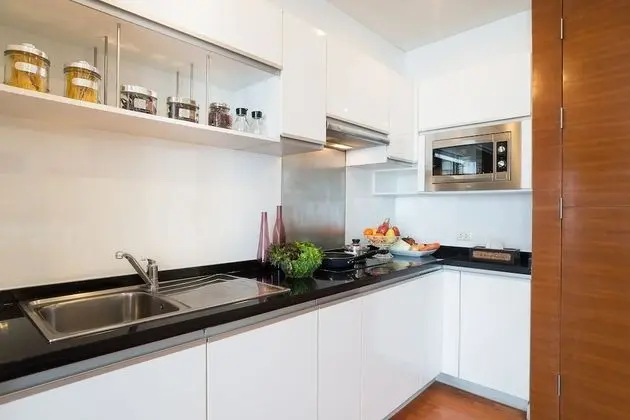 1-Bedroom Deluxe Suite with Pool View (Twin)