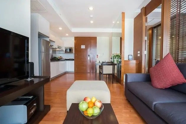 1-Bedroom Deluxe Suite with Pool View (Twin)