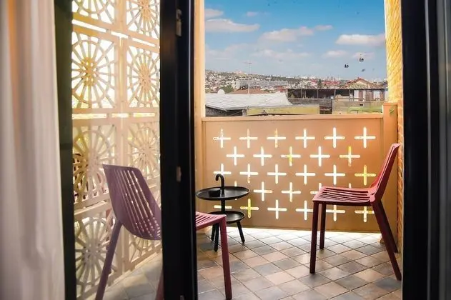 Design Tek Büyük Yataklı Oda