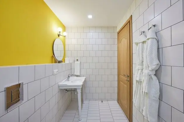 Tek Büyük Yataklı Oda, Şehir Manzaralı