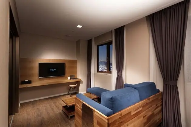 Amanti Suite