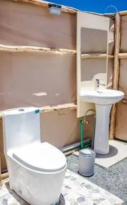 Kulübe, 1 Büyük (Queen) Boy Yatak ve Çekyat