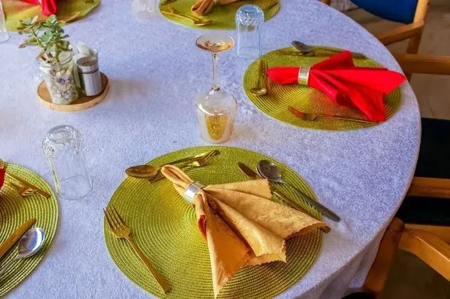 Kulübe, 2 Büyük (Queen) Boy Yatak