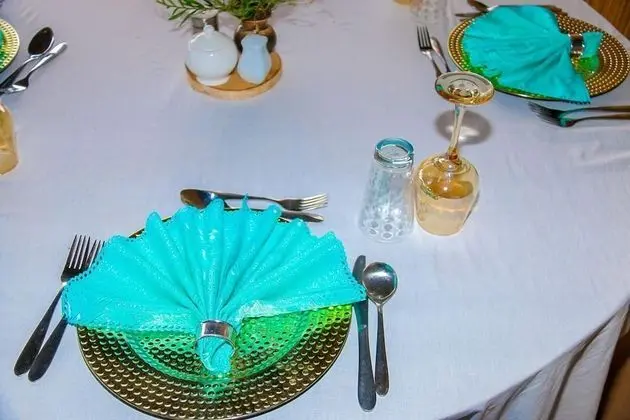 Kulübe, 2 Büyük (Queen) Boy Yatak