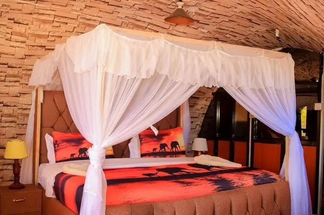 Kulübe, 1 En Büyük (King) Boy Yatak ve Çekyat