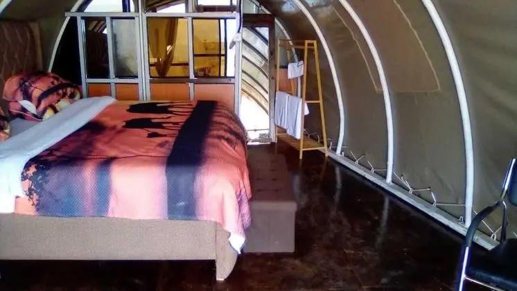 Kulübe, 1 En Büyük (King) Boy Yatak ve Çekyat