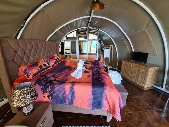 Kulübe, 1 En Büyük (King) Boy Yatak ve Çekyat