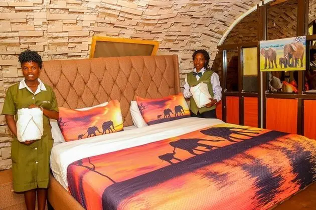 Kulübe, 1 En Büyük (King) Boy Yatak ve Çekyat