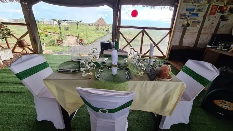 Kulübe, 1 En Büyük (King) Boy Yatak ve Çekyat