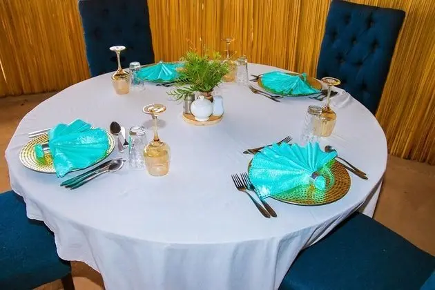 Kulübe, 1 Büyük (Queen) Boy Yatak