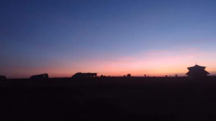 Kulübe, 1 Büyük (Queen) Boy Yatak