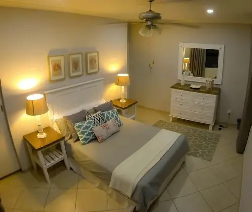 Ev, Deniz Manzaralı (Sleeps 12)