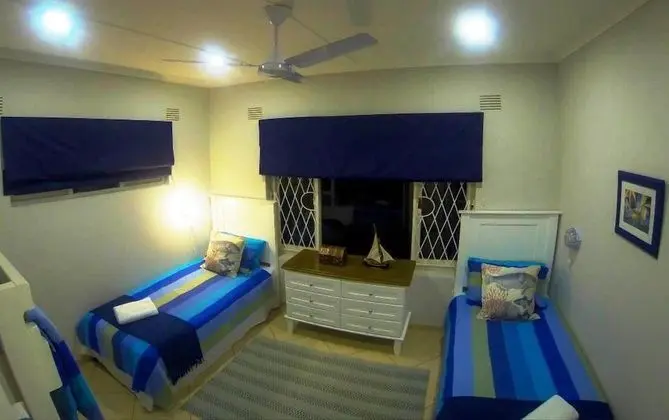 Ev, Deniz Manzaralı (Sleeps 12)