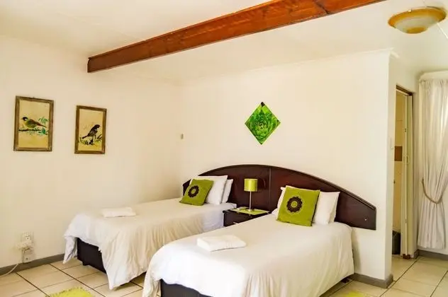 Luxury İki Ayrı Yataklı Oda