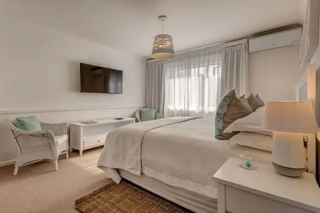 Standard Süit, 1 Yatak Odası, Banyolu/Duşlu, Bahçe Manzaralı