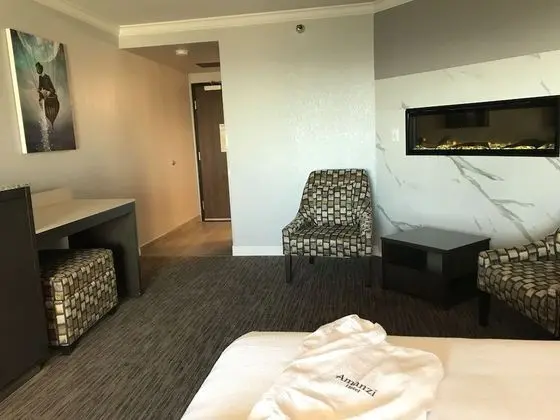 Deluxe Oda, 1 En Büyük (King) Boy Yatak, Sigara İçilmez, Balkon (with Fireplace)
