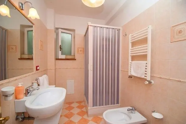 Tek Büyük Yataklı Oda, Özel Banyo (Patio)