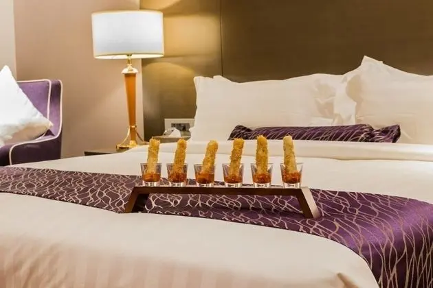Deluxe Tek Büyük veya İki Ayrı Yataklı Oda, 1 Tek Kişilik Yatak, Engellilere Uygun