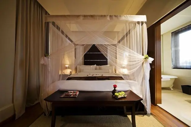 Süit (Verandah Suite with Living Room)