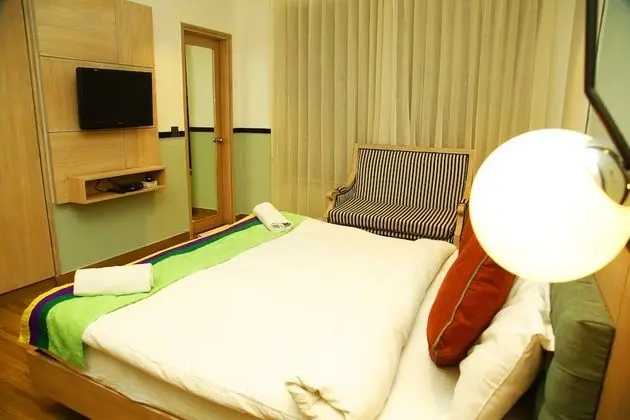 Deluxe Tek Büyük Yataklı Oda