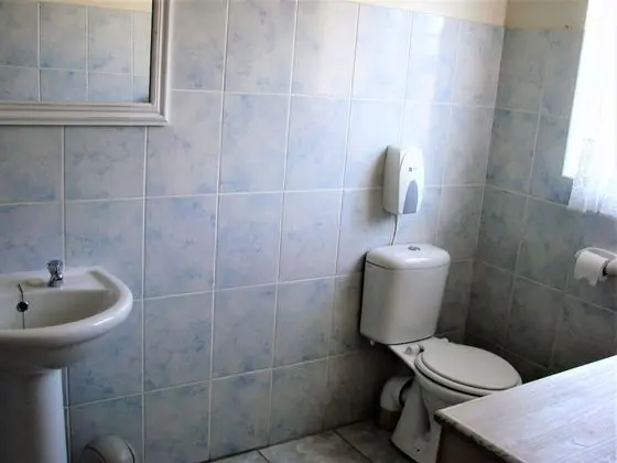 Single en suite Bedroom