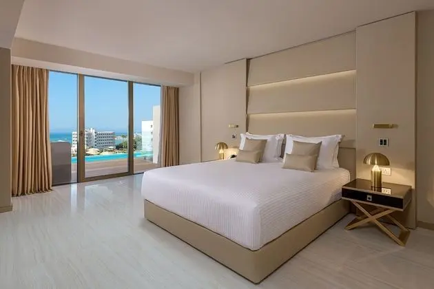 Süit, Deniz Manzaralı (Prestige Swim-up)