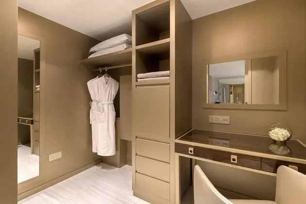 Süit, Deniz Manzaralı (Prestige Swim-up)