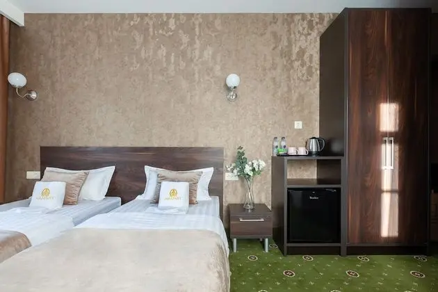 Comfort Tek Büyük veya İki Ayrı Yataklı Oda