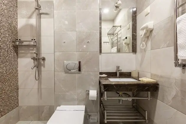 Comfort Tek Büyük veya İki Ayrı Yataklı Oda