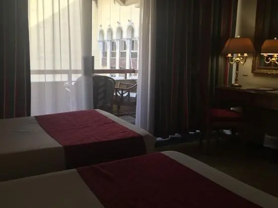 Superior Tek Büyük veya İki Ayrı Yataklı Oda
