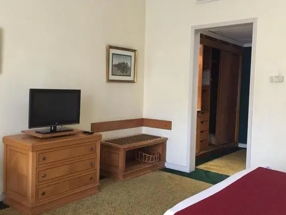 Superior Tek Büyük veya İki Ayrı Yataklı Oda