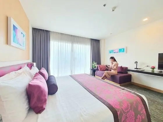 Deluxe Plus Single Room