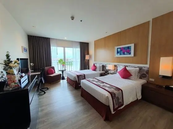 Deluxe Tek Büyük veya İki Ayrı Yataklı Oda