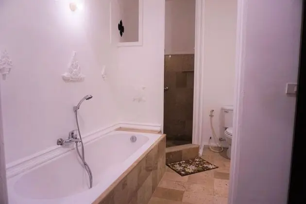 Deluxe Room with Bathtub