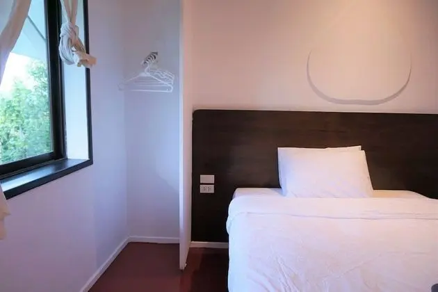 Standard Single Room with Bathtub
