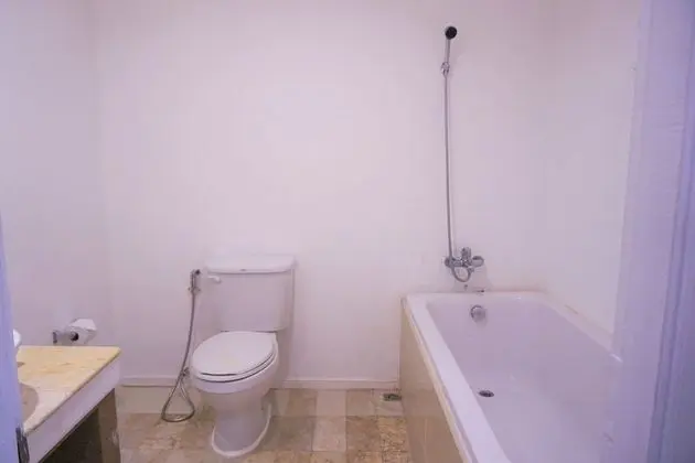 Standard Single Room with Bathtub