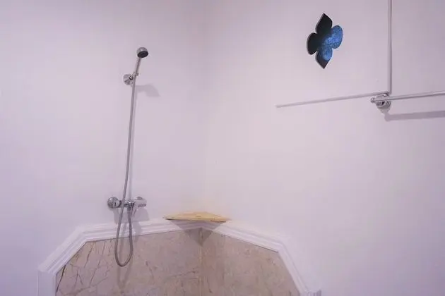 Standard Twin Room with Shower
